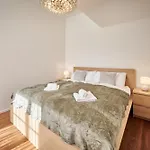 4, Modern Bern, Big Privat Terrace ברן